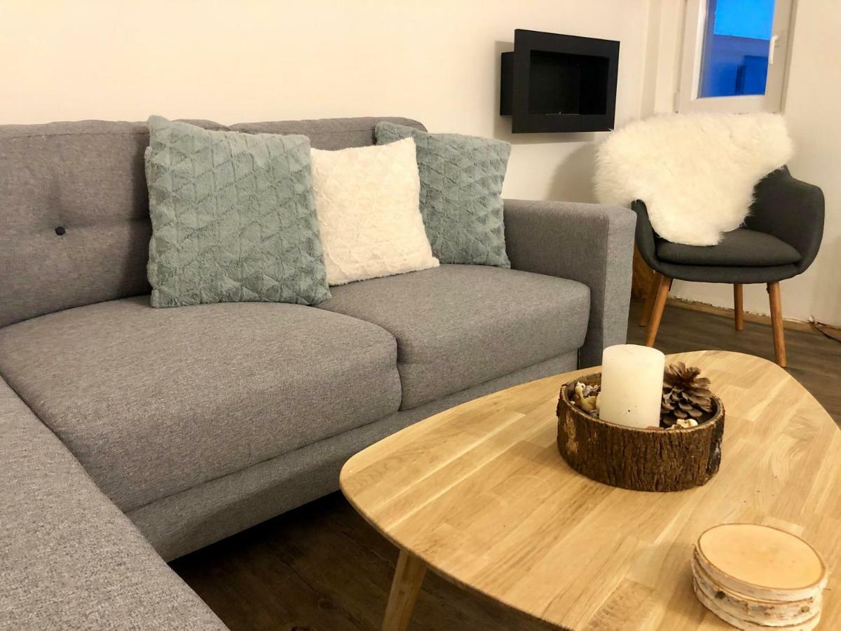 Apartman Mlade Buky Apartment Mlade Buky